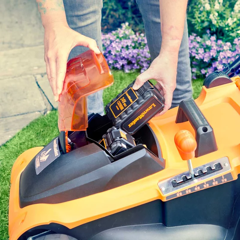 LawnMaster 48V 41cm | Cordless Lawn Mower