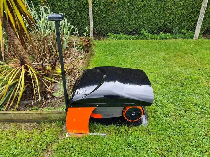 Vader Navi – Garage per Segway Navimow