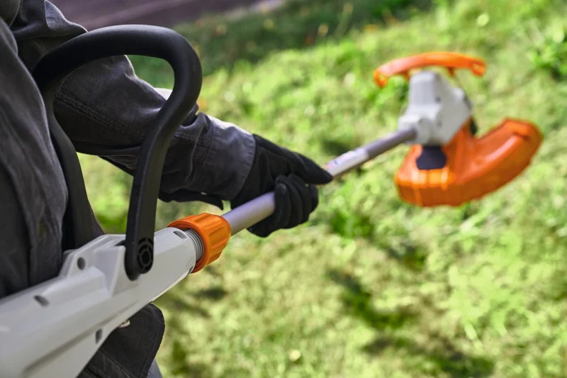 Stihl FSA 50 Akku-Motorsense ohne Akku und Ladegerät