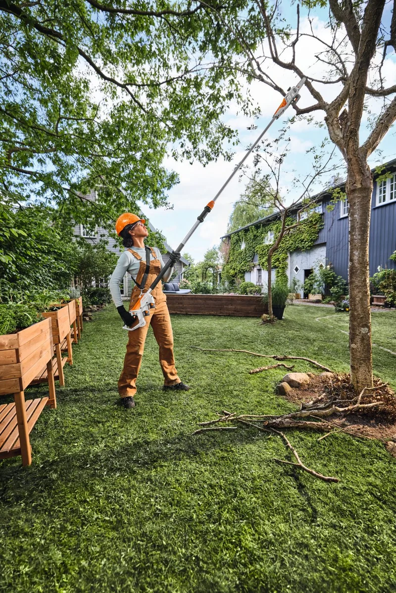 Stihl HTA 30 Akku Hochentaster mit 2x Akku AS 2 und Ladegerät ALS 31