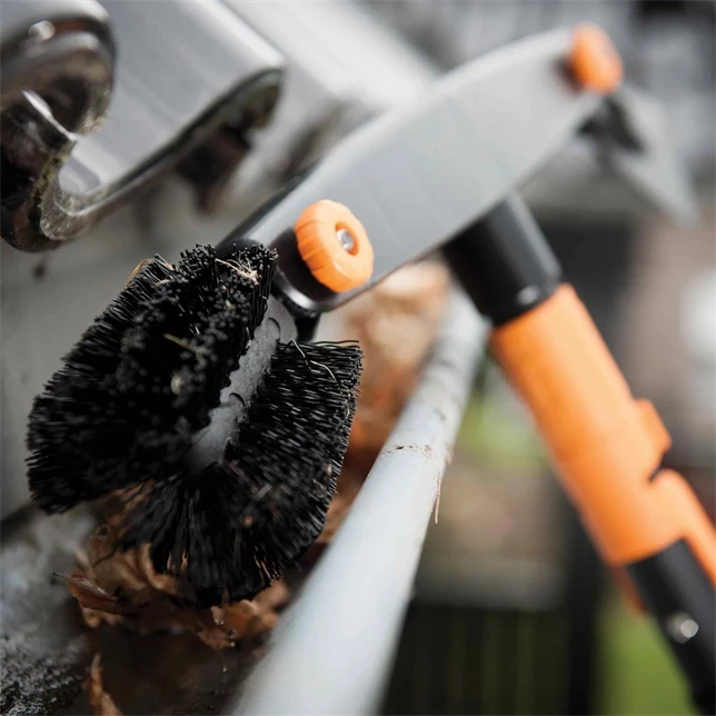 Fiskars QuickFit Dachrinnenreiniger