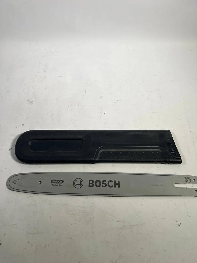 Bosch GKE 18V-40 Professional Akku Kettensäge 18 V 40 cm Brushless ( 06008D3000 ) Solo - ohne Akku, ohne Ladegerät - Reparaturgerät
