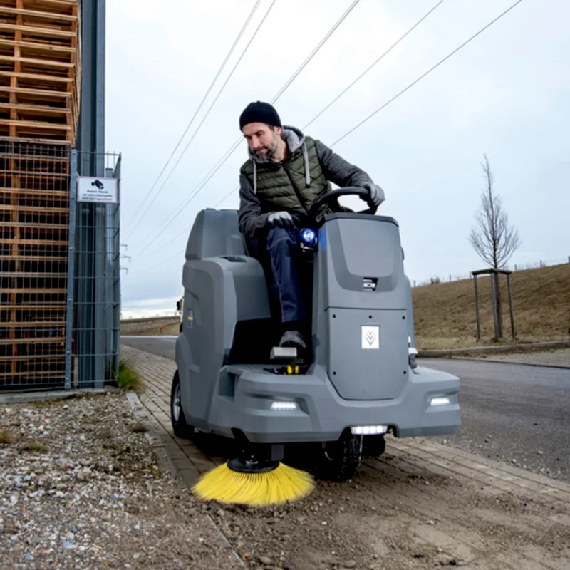 Kärcher KM 100/120 R G Aufsitz-Kehrsaugmaschinen