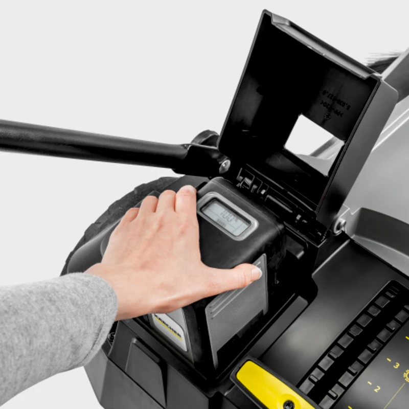 Kärcher KM 70/25 C Bp 2SB Handgeführte Kehr-/ Kehrsaugmaschinen