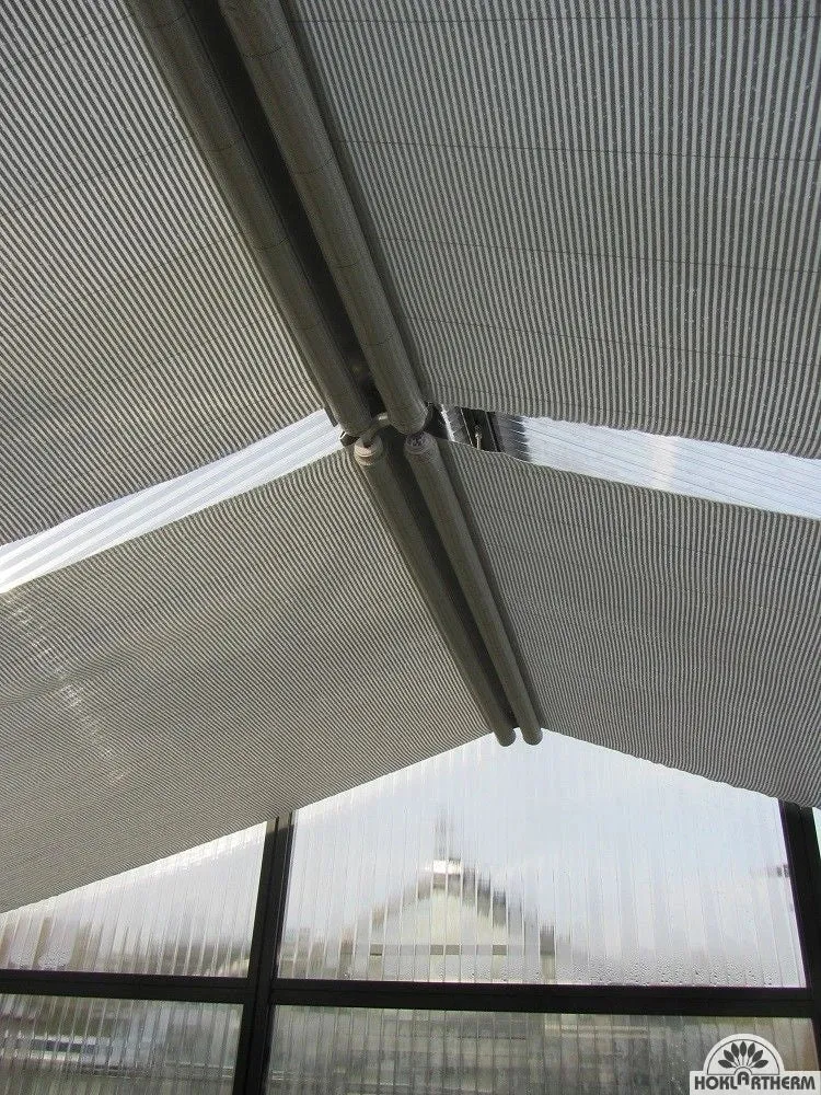 Hoklartherm Beschattungsrollo für den Dachbereich (1,00 m - 2,50 m breit)