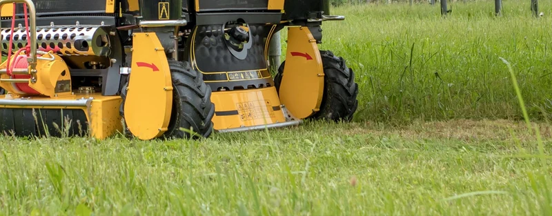 Spider 2SGS Großflächenmäher und Böschungsmäher mit Seilwinde und Schleuderwendung