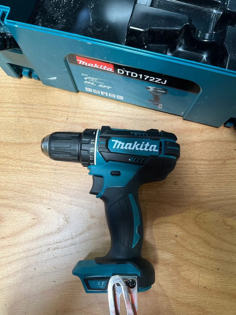 Makita DDF 482 Z Akku Bohrschrauber 18 V 62 Nm Solo - ohne Akku, ohne Ladegerät - Reparaturgerät