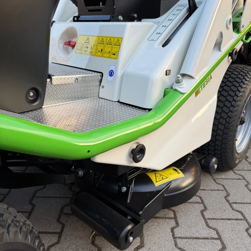 Etesia Profi-Rasentraktor Buffalo 100 BVHP