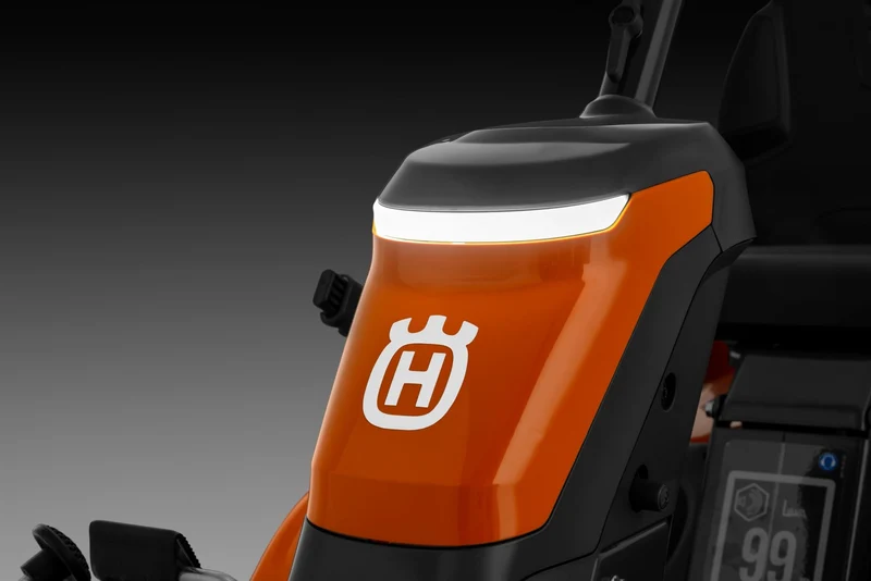 Husqvarna Rider R 216Ts AWD mit 103cm Mähwerk