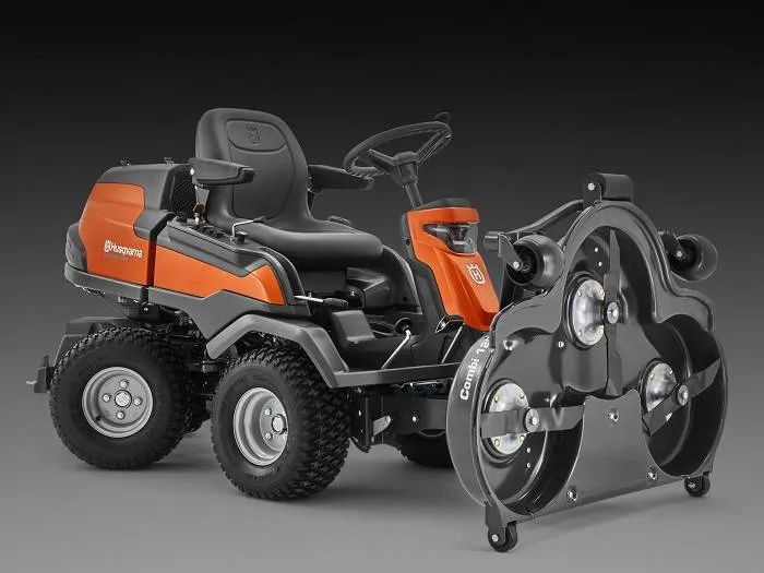 Husqvarna Rider R 418TsX AWD mit verschiedenen Mähwerken