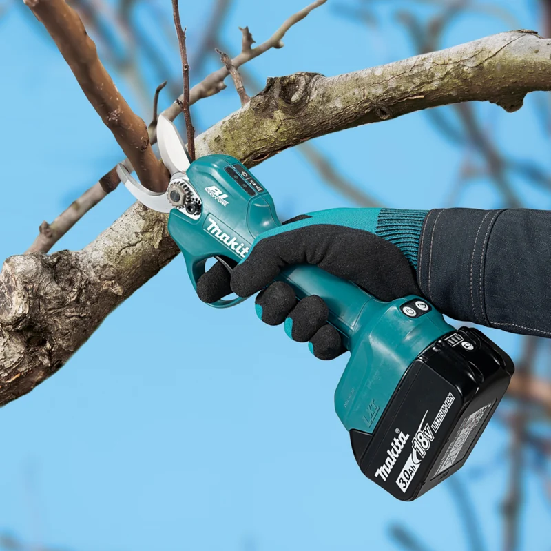 Makita DUP 181 RF Akku Astschere 18 V 30 mm Brushless + 2x Akku 3,0 Ah + Ladegerät