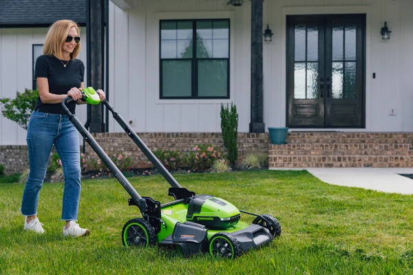 POWERALL 48V (24V x 2) Rasenmäher 46cm mit Radantrieb Gen. II - 2x 4Ah Akkus