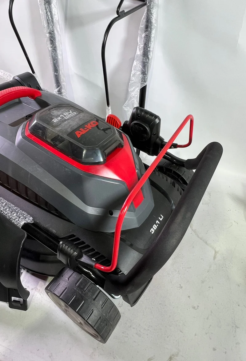 AL-KO 38.1 Li Akku Rasenmäher 18 V 38 cm Solo ( 113902 ) - ohne Akku, ohne Ladegerät - Beschädigt