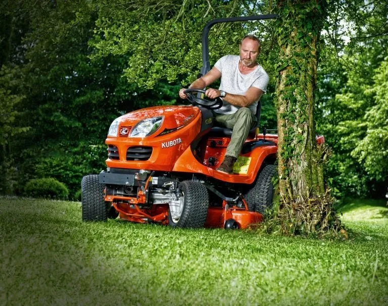 Kubota GR 1600 II Rasentraktor – Diesel, 107cm Mähwerk, 5 Jahre Garantie