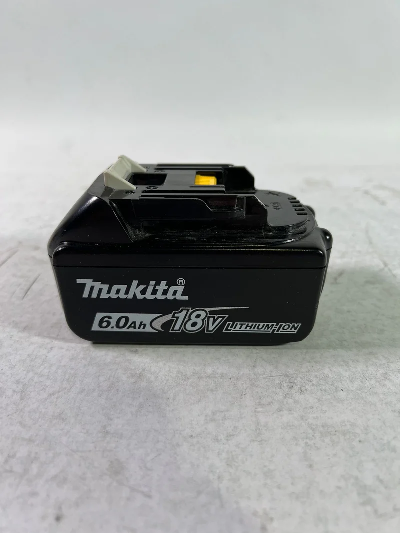 Makita BL 1860 B 18 V - 6,0 Ah / 6000 mAh Li-Ion Akku mit LED - Anzeige ( 197422-4 ) - original, kein Nachbau - Reparaturgerät