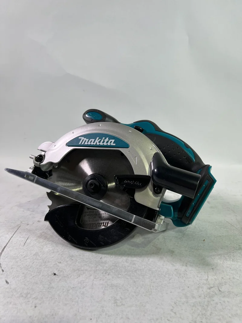 Makita DSS 610 Z Akku Handkreissäge 18 V 165 mm Solo - ohne Akku, ohne Ladegerät - Reparaturgerät
