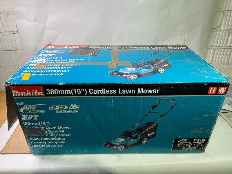Makita DLM 382 Z Akku Rasenmäher 36 V ( 2x 18 V ) 38 cm 40 l - ohne Akku, ohne Ladegerät