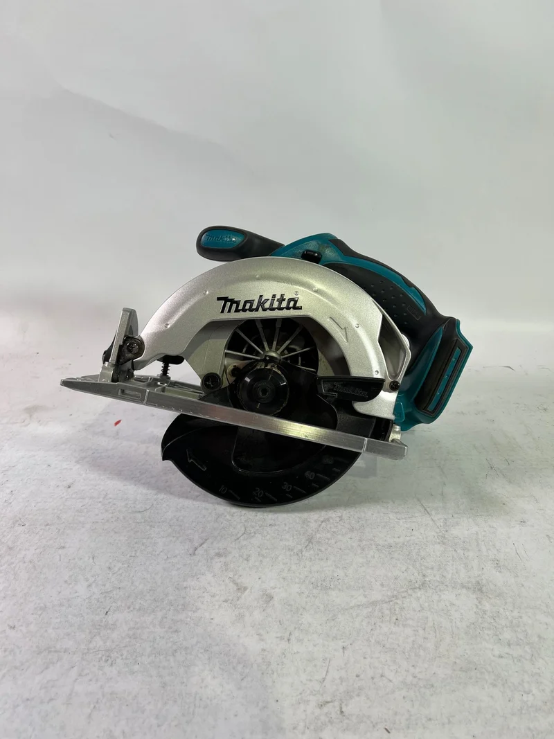 Makita DSS 611 Z Akku Handkreissäge 18 V 165 mm Solo - ohne Akku, ohne Ladegerät - Reparaturgerät
