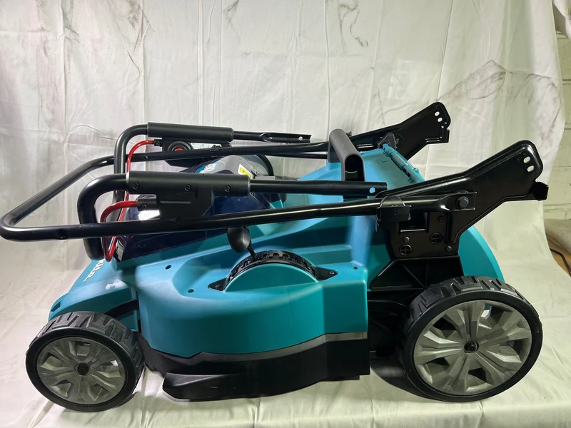 Makita DLM 480 Z Akku Rasenmäher 36 V ( 2x 18 V ) 48 cm 62 l Solo - ohne Akku, ohne Ladegerät - Reparaturgerät