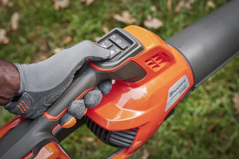 Husqvarna 230iB