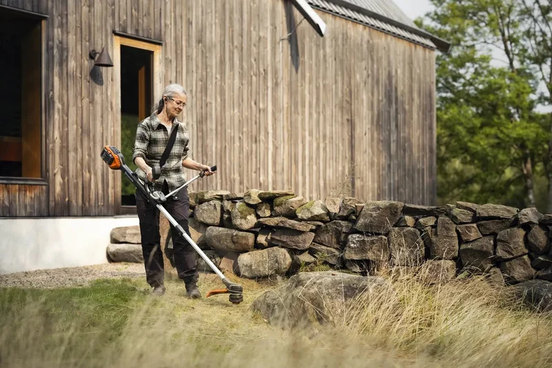 Husqvarna 220iR Akku Sense