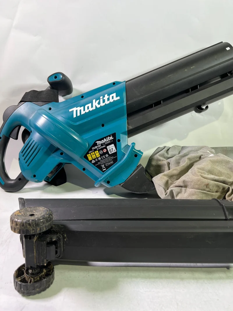 Makita DUB 187 Z Akku Laubbläser und Laubsauger 18 V Brushless Solo - ohne Akku, ohne Ladegerät - Stark Gebraucht