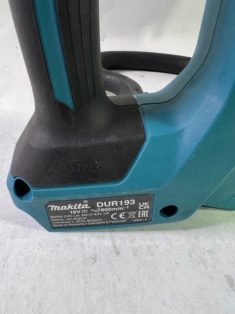 Makita DUR 193 Z Akku Rasentrimmer 18 V 26 cm Solo - ohne Akku, ohne Ladegerät - Gebraucht