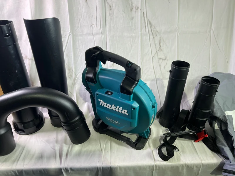 Makita DUB 363 ZV Akku Gebläse / Laubsauger 36 V ( 2x 18 V ) Brushless + Absaug Set - ohne Akku, ohne Ladegerät - Reparaturgerät