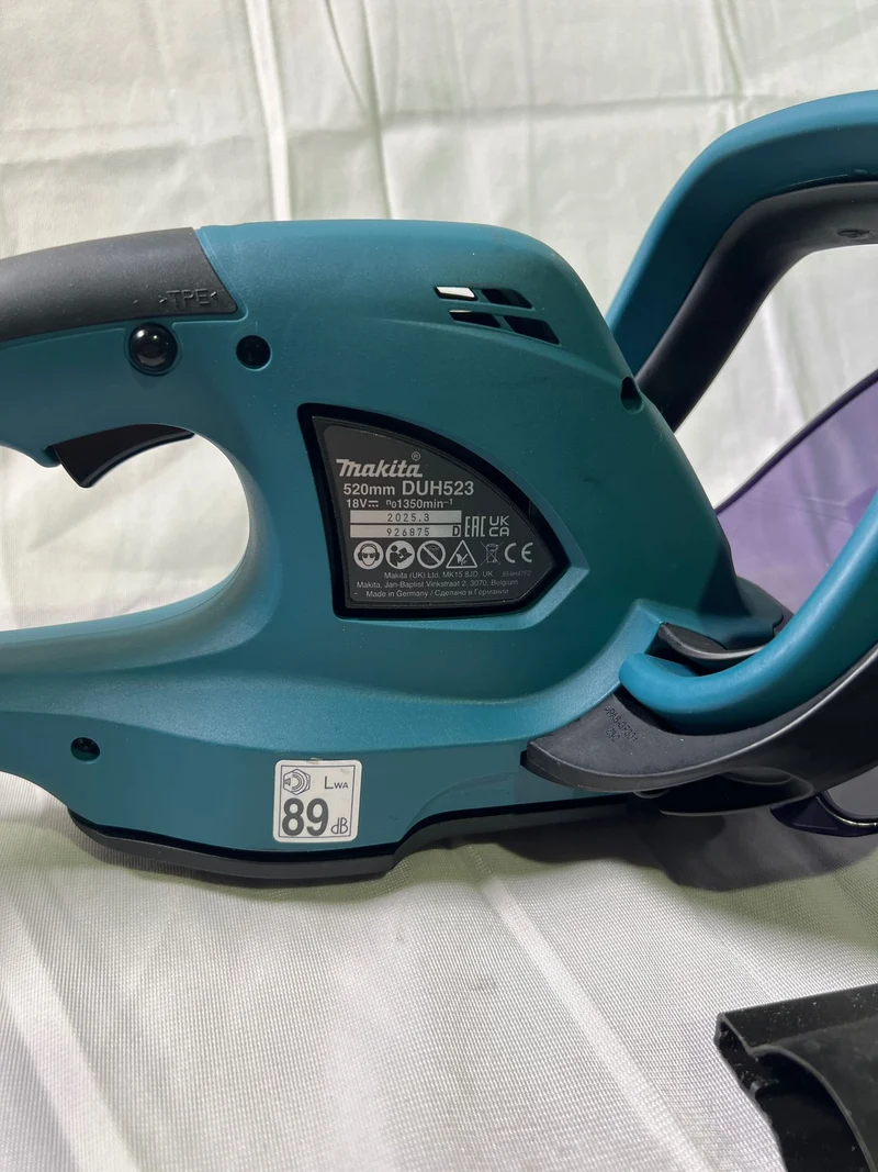 Makita DUH 523 Z Akku Heckenschere 18 V 52 cm Solo - ohne Akku, ohne Ladegerät - Reparaturgerät