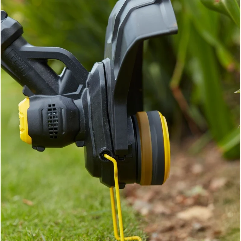 String trimmer Stanley SFMCST933M1-QW 18V 4Ah