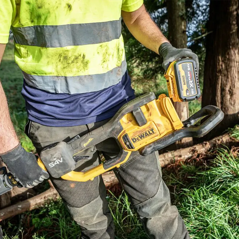 Telescopic pruner Dewalt DCMPS640N-XJ 54V