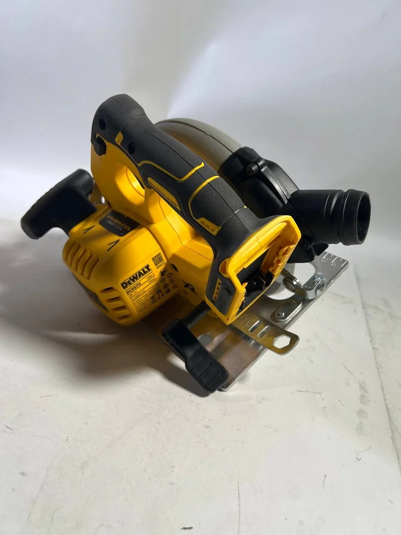DeWalt DCS 570 N Akku Handkreissäge 18 V 184 mm Brushless Solo - ohne Akku, ohne Ladegerät - Reparaturgerät