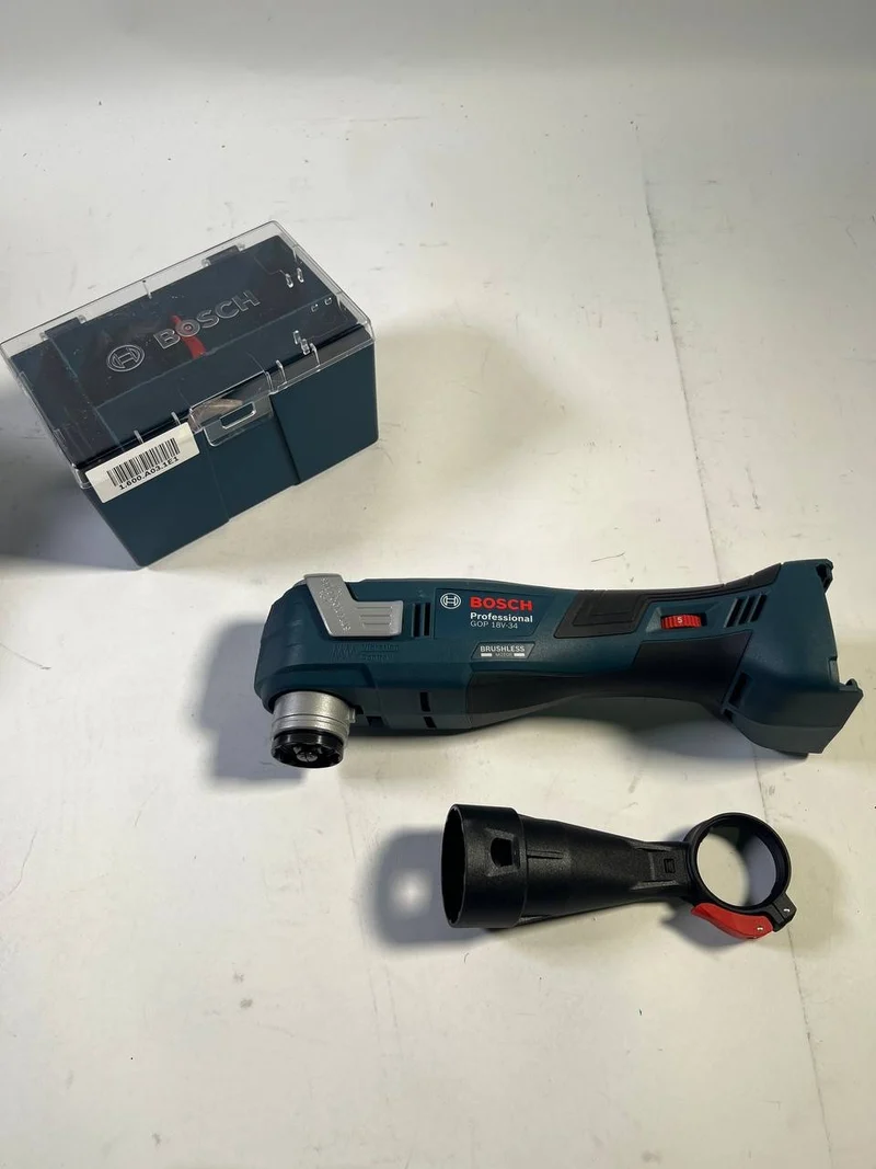 Bosch GOP 18V-34 Professional Akku Multi Cutter 18 V Starlock Plus ( 06018G2002 ) + 17 tlg. Zubehör + L-Boxx - ohne Akku, ohne Ladegerät - Leicht Gebraucht
