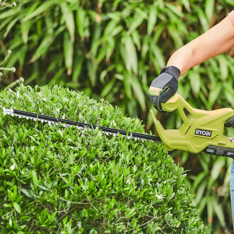 Hedge trimmer Ryobi RY18HT40A-0 18V