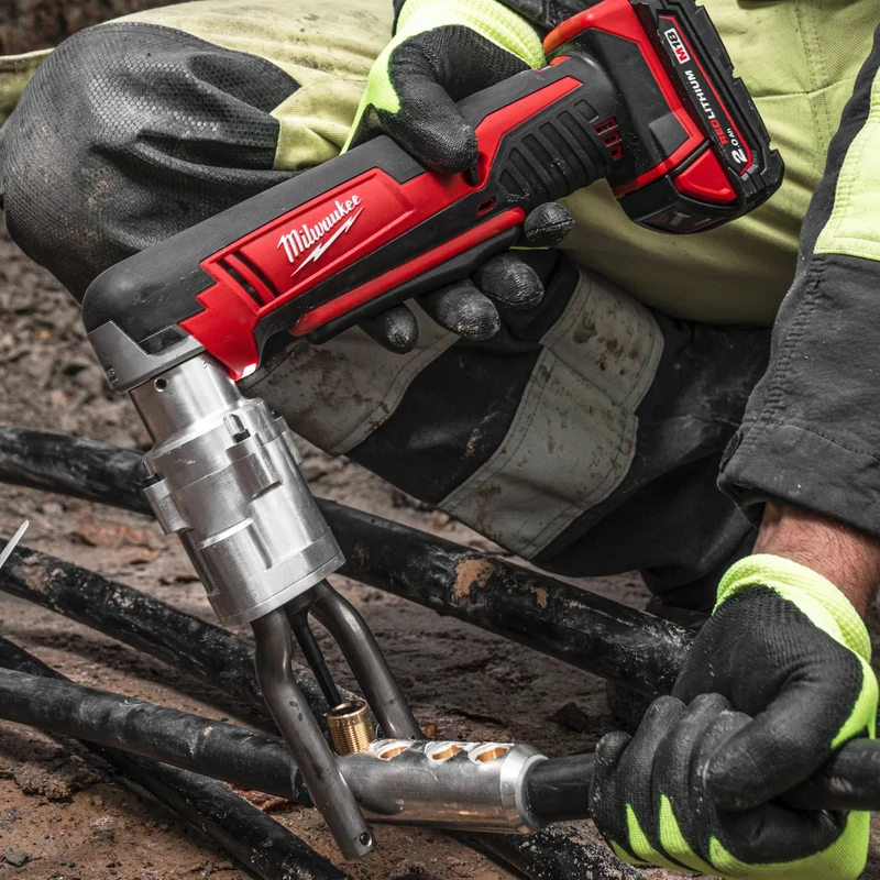 Milawaukee M18 BSBT-0X 18V Connector Gun
