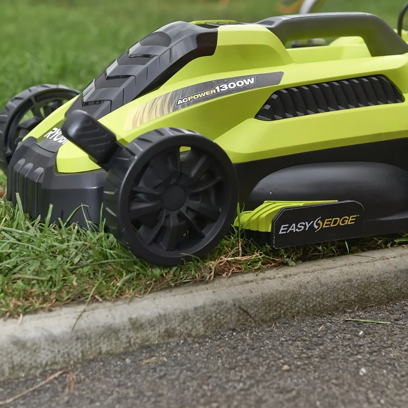 Lawnmower Ryobi RLM13E33S 1300W