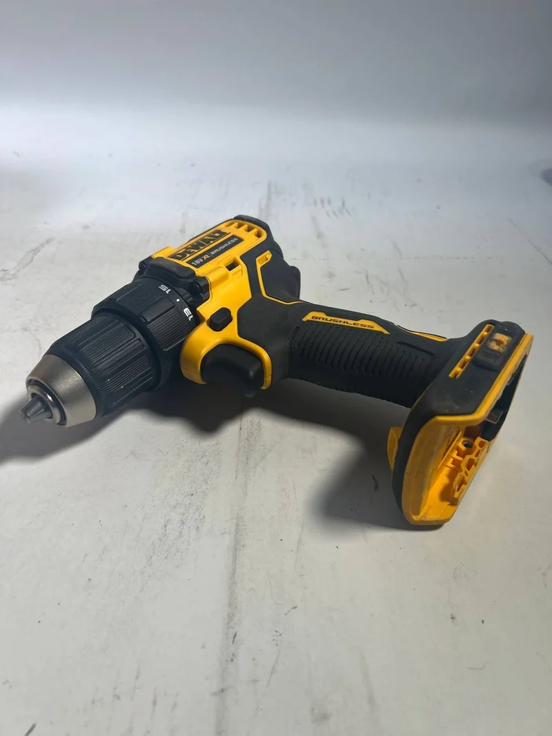 DeWalt DCD 708 NT Akku Bohrschrauber 18 V Li-Ion Brushless Solo in TSTAK Box - ohne Akku, ohne Ladegerät - Reparaturgerät