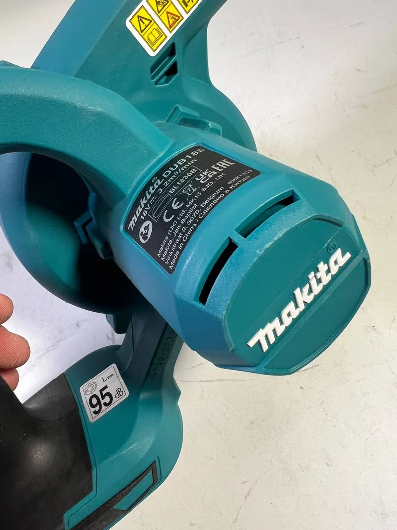 Makita DUB 185 Z Akku Gebläse 18 V Solo - ohne Akku, ohne Ladegerät - Leicht Gebraucht