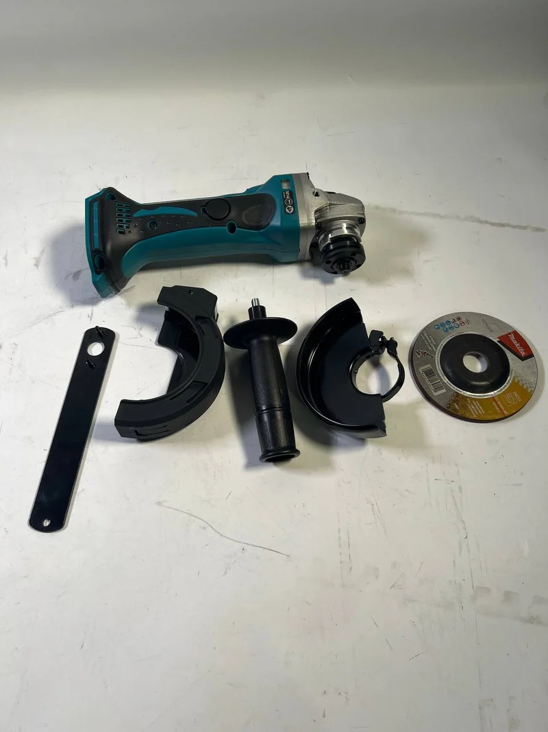 Makita DGA 452 Z Akku Winkelschleifer 18 V 115 mm Solo - ohne Akku, ohne Ladegerät - Leicht Gebraucht