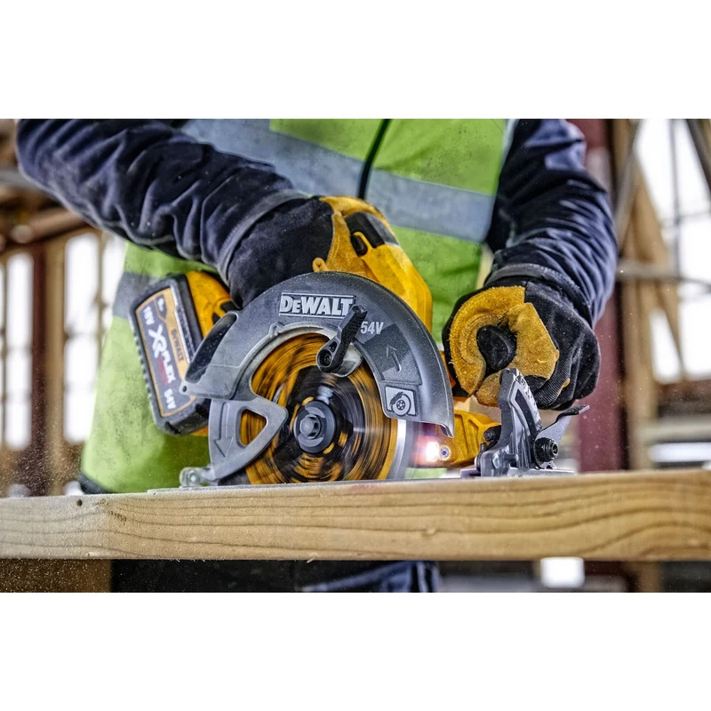 DeWALT DCS 578 NT Akku Kreissäge 54V XR FlexVolt 190 mm Brushless + Sägeblatt + TSTAK - ohne Akku, ohne Ladegerät