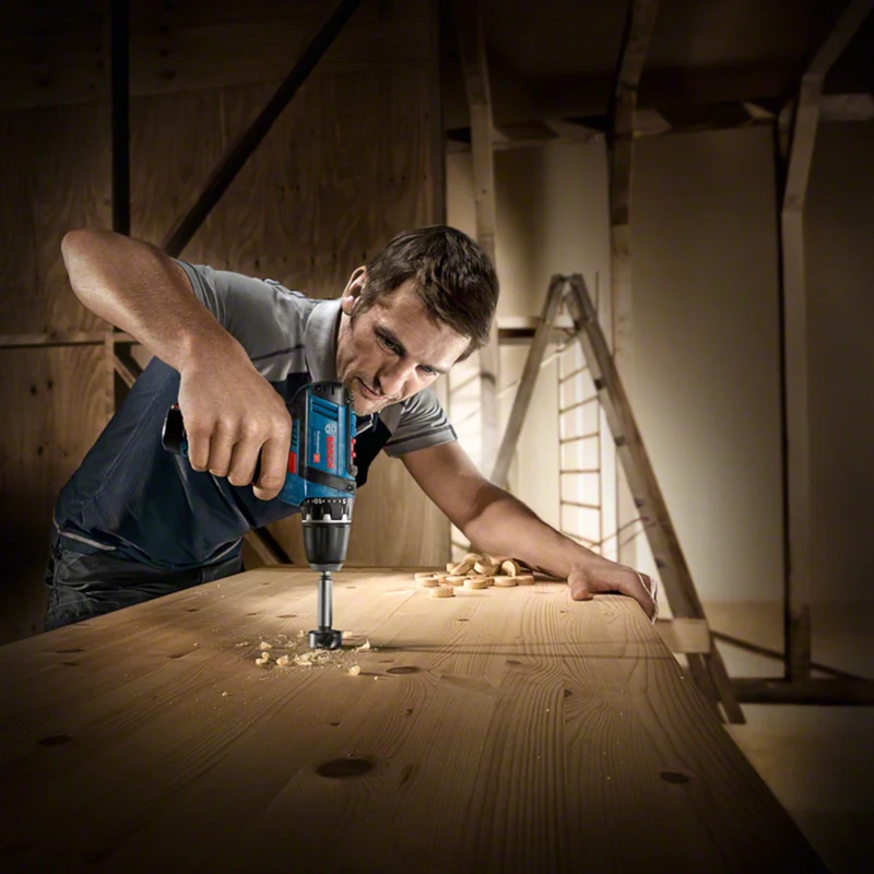 Bosch GSR 12V-15 Professional Akku Bohrschrauber 12 V 30 Nm ( 060186810F ) + 2x Akku 2,0 Ah + Ladegerät + Tasche