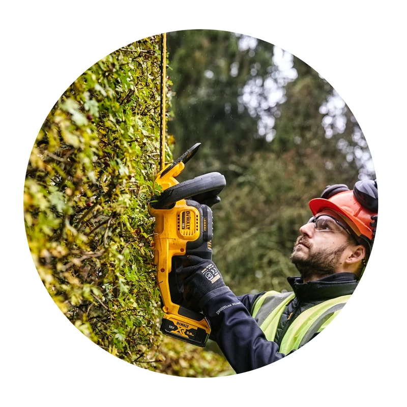 Hedge trimmer Dewalt DCMHT564P1-QW 18V 5Ah