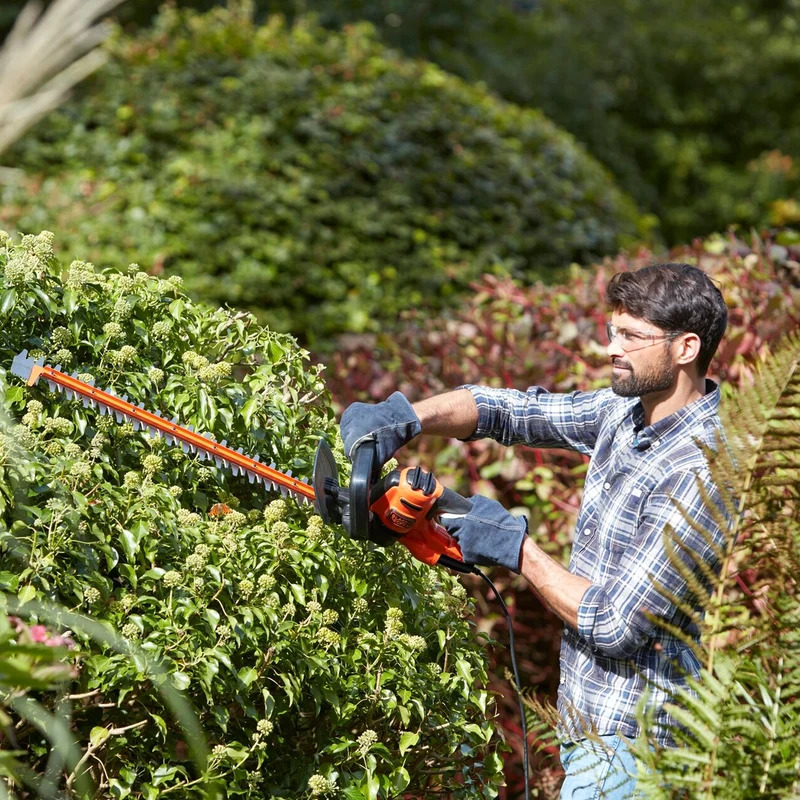 Hedge trimmer Black+Decker BEHTS401-QS 500W