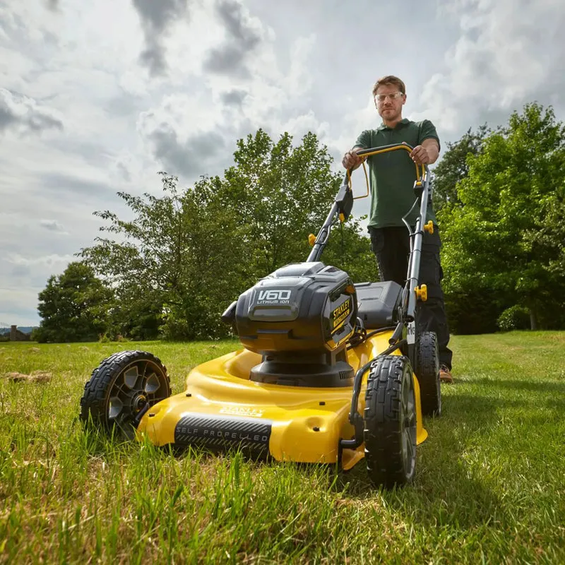 Self-propelled lawnmower Stanley SFMCMS2653B-XJ V60 54V