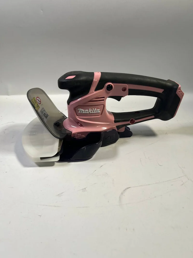 Makita UM 600 DZP Akku Grasschere 12 V max 160 mm Pink Solo - Leicht Gebraucht