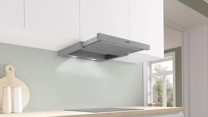 Bosch Dunstabzug DFL064A52 Flachschirm-Dunsthaube Serie 4 + DSZ4685 Griffleiste Edelstahl