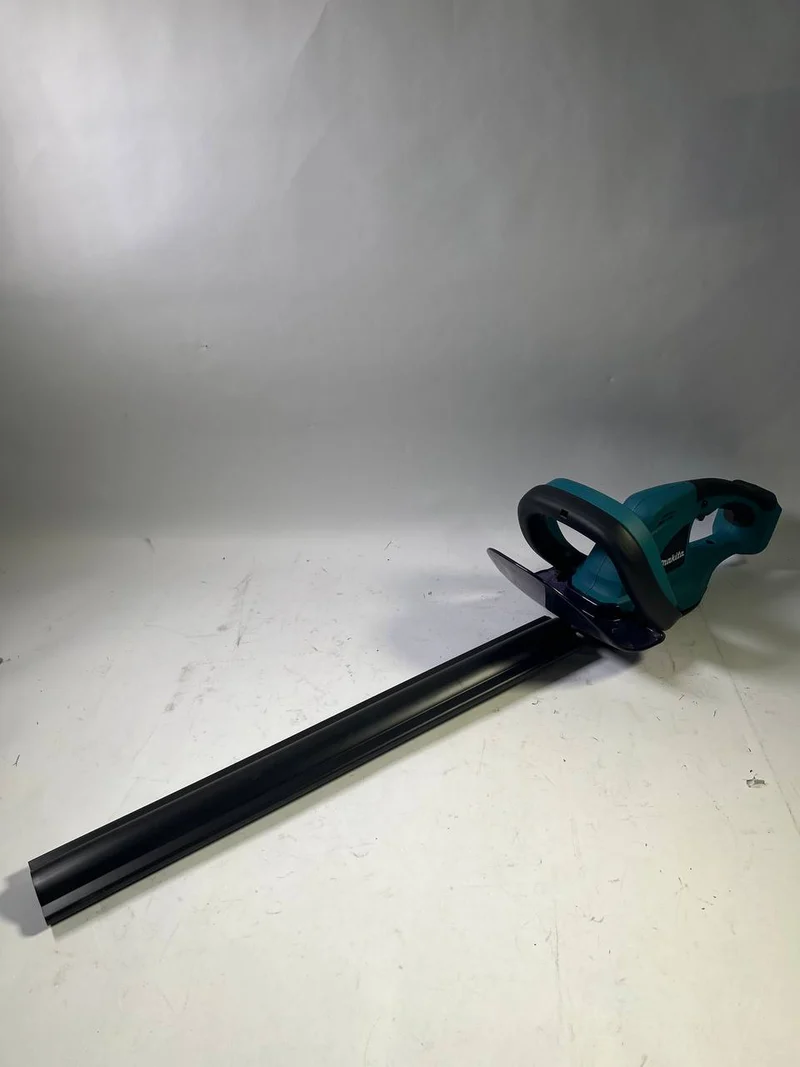 Makita DUH 523 Z 18V Li-Ion Akku Heckenschere mit 52 cm Schnittlänge Solo - Stark Gebraucht