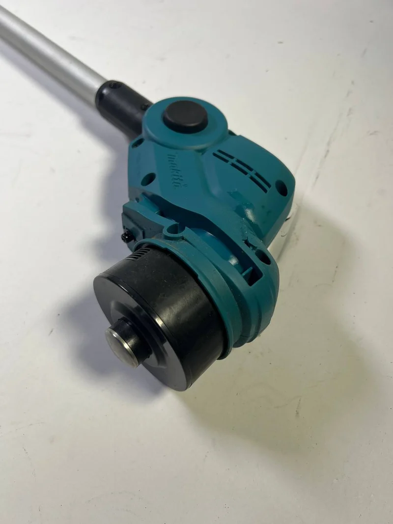 Makita DUR 193 Z Akku Rasentrimmer 18 V 260 mm Solo - Leicht Gebraucht