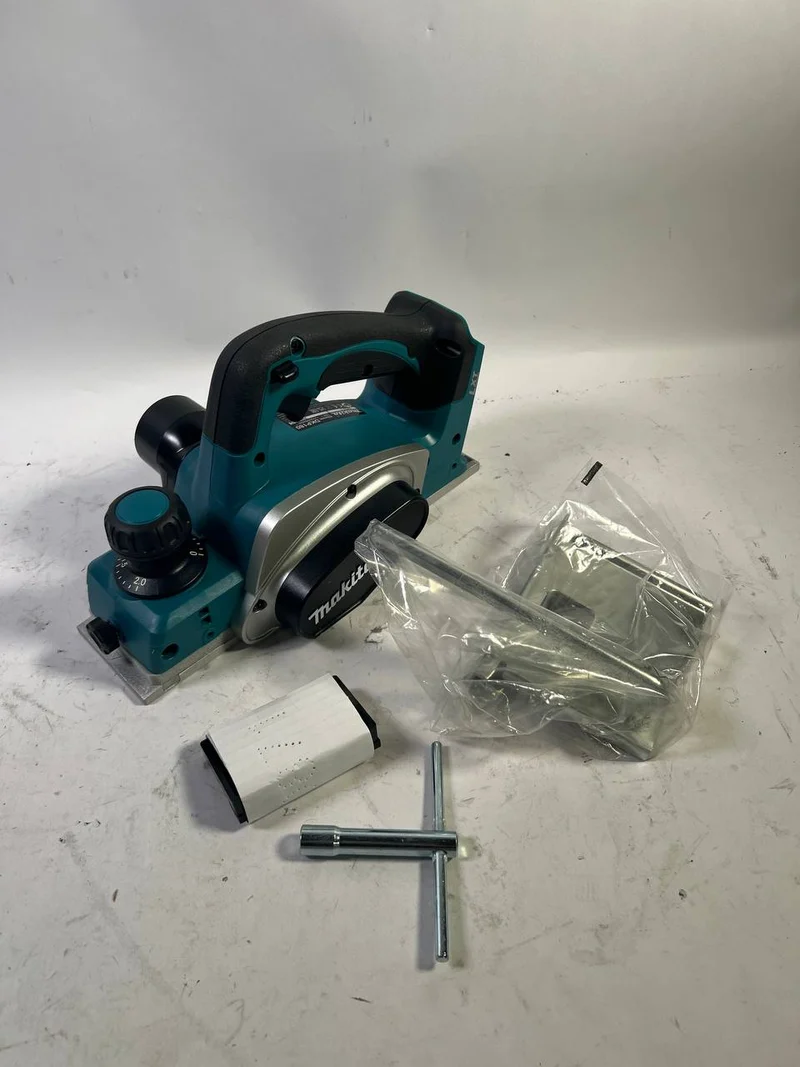 Makita DKP 180 Z Akku Hobel 18 V 82 mm Solo - Leicht Gebraucht