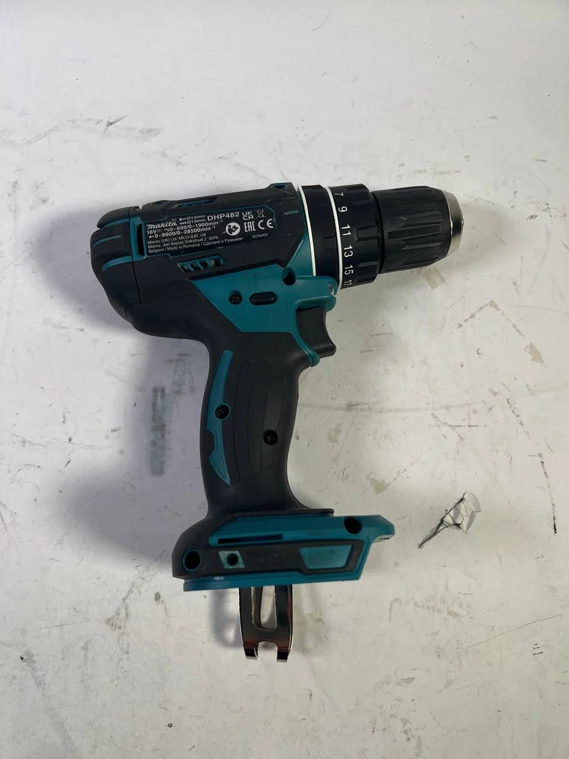 Makita DDF 482 Z Akku Bohrschrauber 18V 62Nm Solo - Reparaturgerät